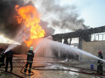  آتش‌سوزی پالایشگاه نفت آبادان به طور کامل مهار شد