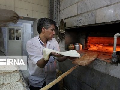 توزیع آرد بصورت عادلانه انجام می شود /طرح هوشمند سازی توزیع آرد