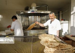 کیفیت آرد استفاده شده در نانوایی های خوزستان مطابق استاندارد های جهانی است