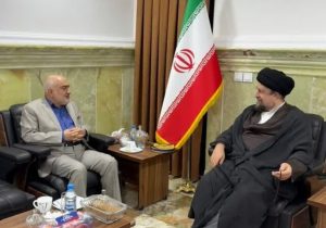 استاندار خوزستان در دیدار خود با سید حسن خمینی او را به خوزستان دعوت کرد