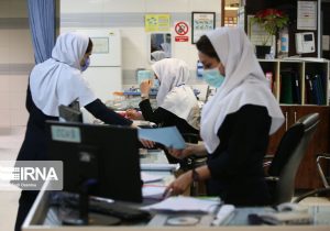 کادر درمان؛ رزمندگان بی‌ادعای امید در خط مقدم سلامت با وجود کمبود تجهیزات و نیروی انسانی دست از تلاش بر نمی دارند
