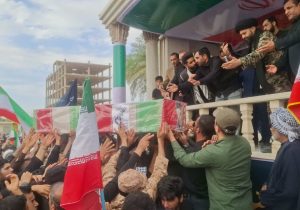 پیکر شهید مجتبی البوبیری امروز در شادگان تشیع و به خاک سپرده شد