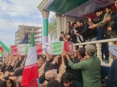 پیکر شهید مجتبی البوبیری امروز در شادگان تشیع و به خاک سپرده شد