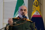 ما با تکیه بر قدرت الهی از دشمن هیچ ترسی نداریم و در مقابل دشمن ایستاده ایم