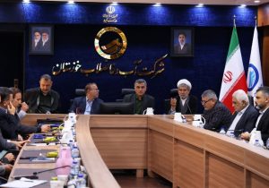 حضور با شکوه مردم در خیابان ها نشان از عمق فرهنگ ایرانی و روحیه ایثار است