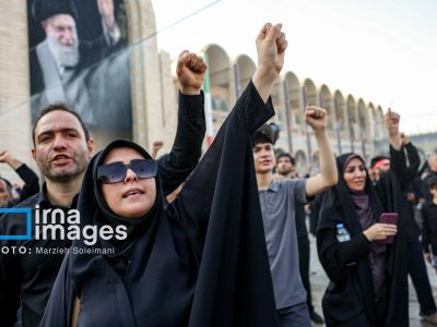 علاقه ی قلبی مردم به رهبر شهید انقلاب باعث شده راه او را مستحکم تر از قبل ادامه دهند